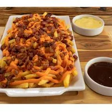 Batata frita G ( 2 molhos grátis) — HAMBURGUERIA BUTCHERS
