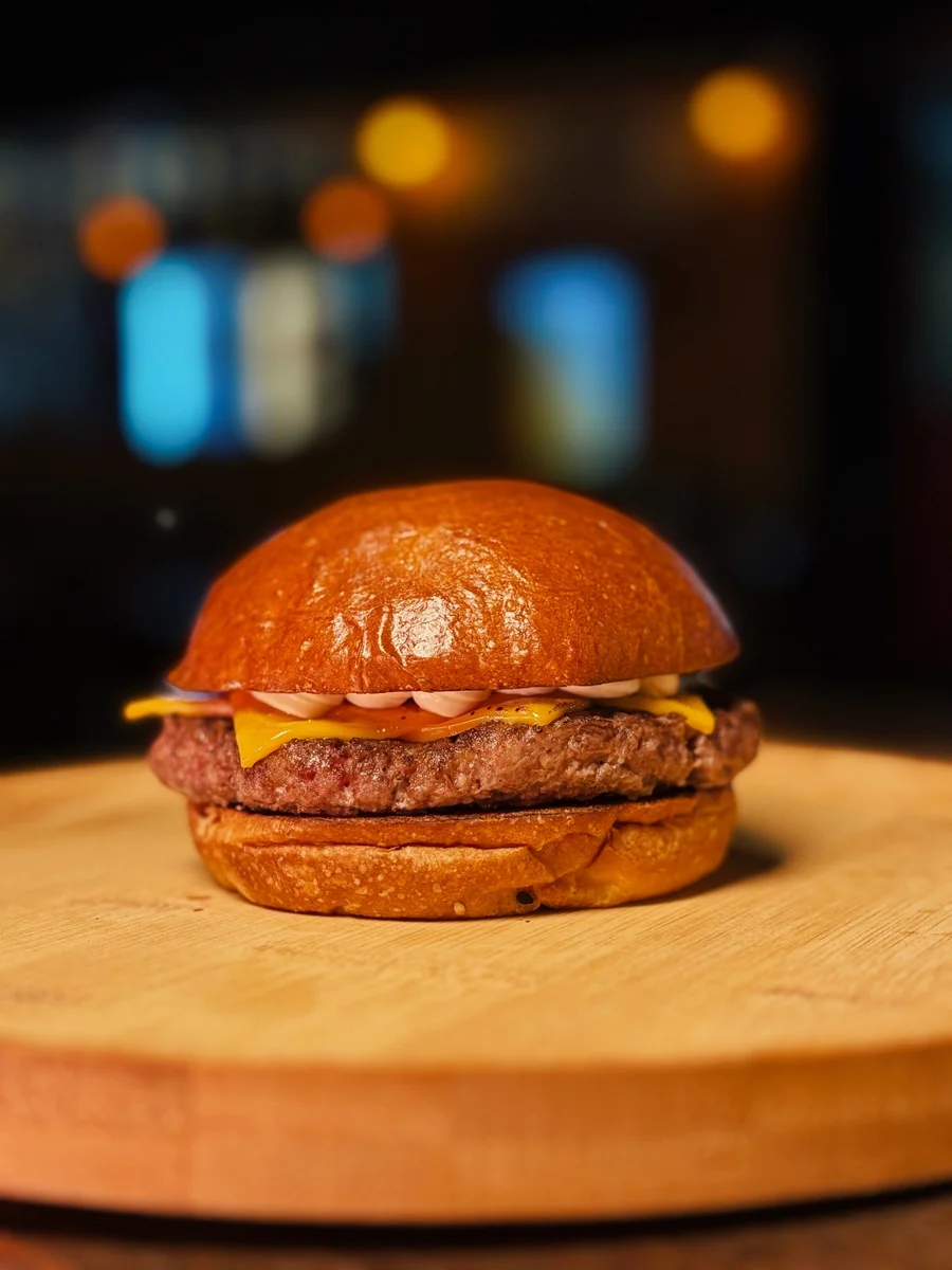 Trad — MFC burguer house